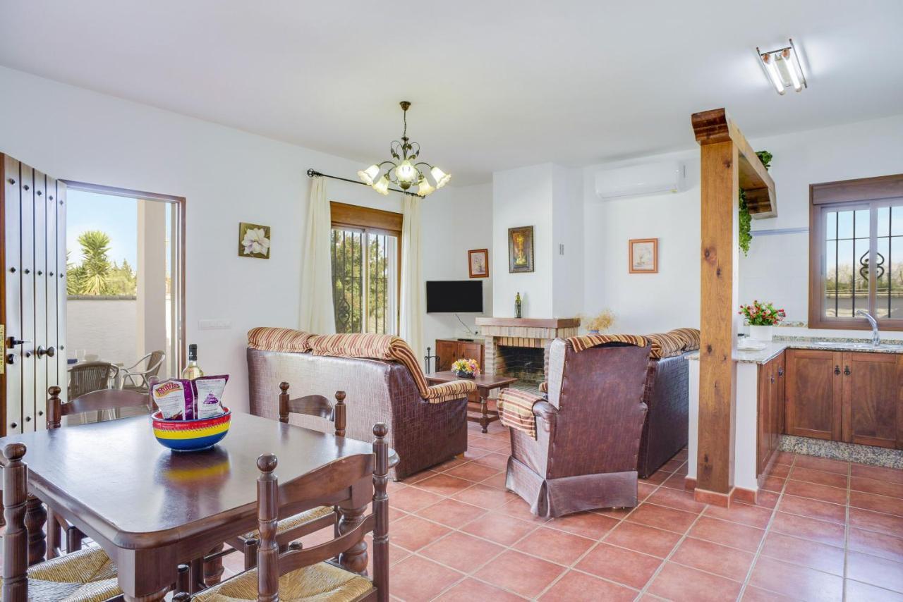 Casa Villanueva 4 - Solo Familias Conil De La Frontera Bagian luar foto